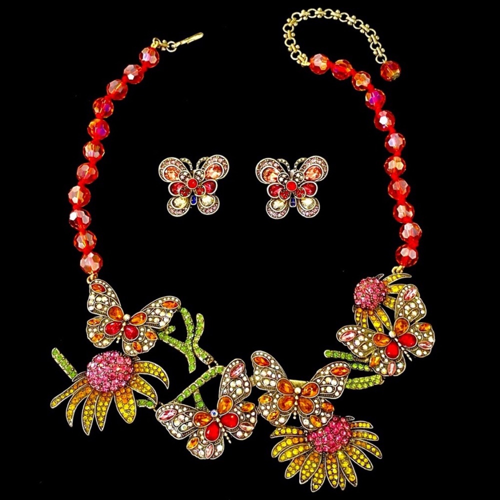 Heidi Daus “Butterfly’s 🦋 Aren’t FREE” Jewelry Set Swarovski Crystals